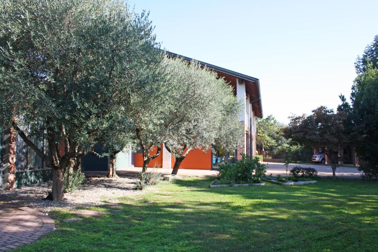 Agriturismo Fiorbello Montirone Exterior foto